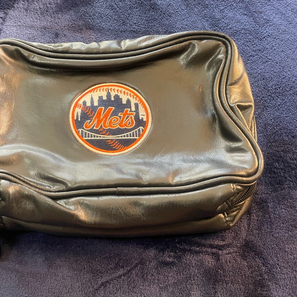 New York mets men Toiletory bag pre own